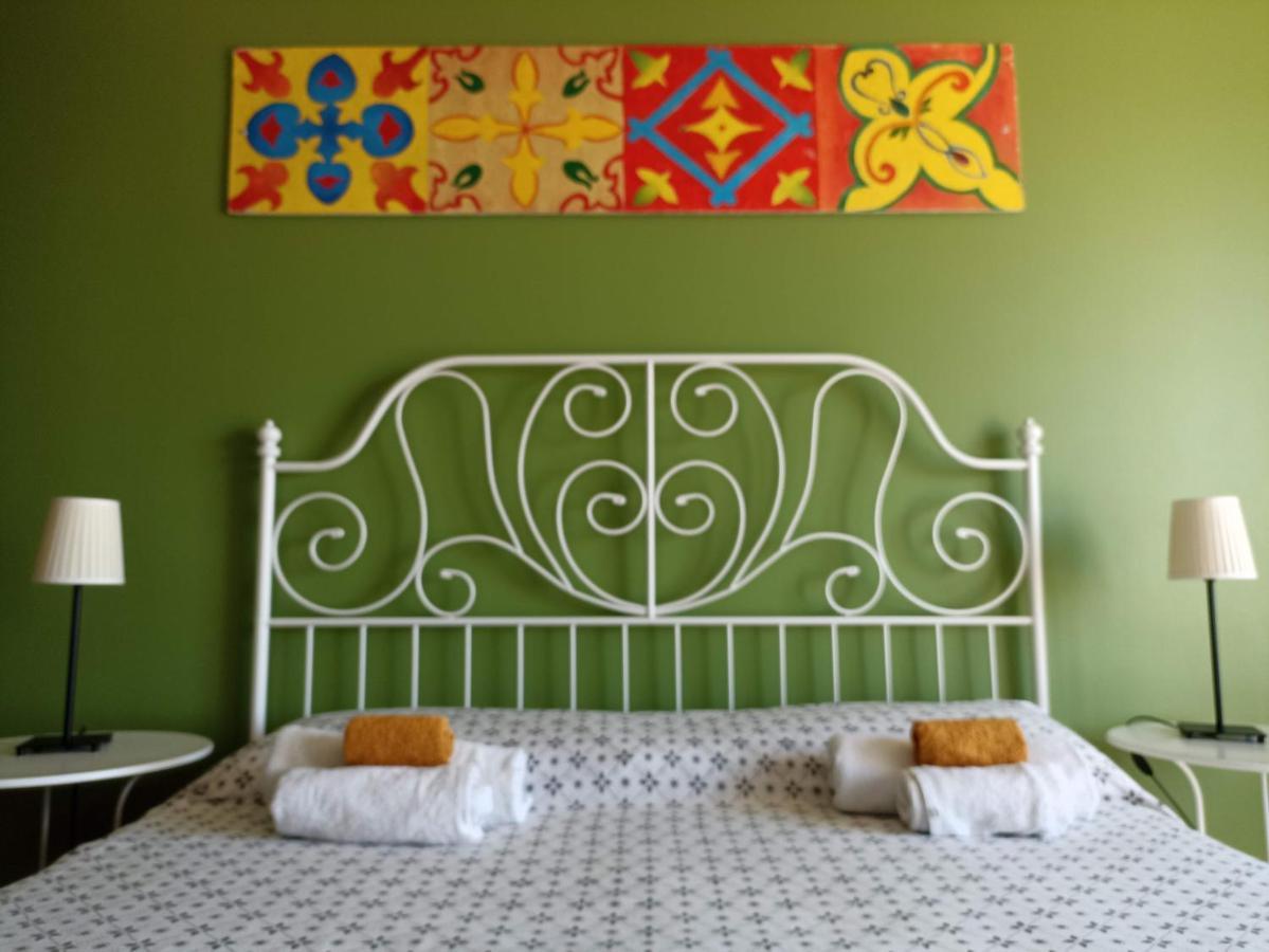 ブロンテ Good Morning Etna Bed & Breakfast エクステリア 写真